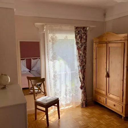 Grosse Ferienwohnung Mit Panoramablick Apartamento