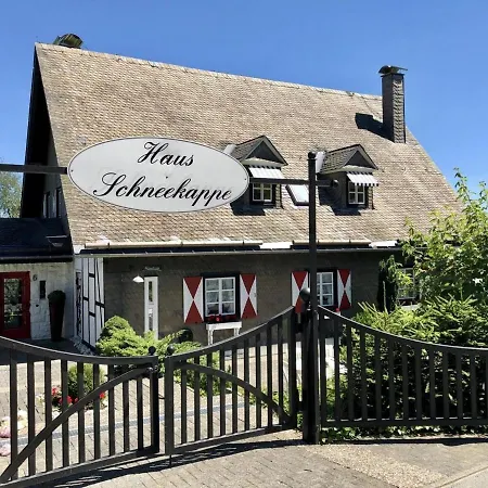 Grosse Ferienwohnung Mit Panoramablick Apartamento Winterberg